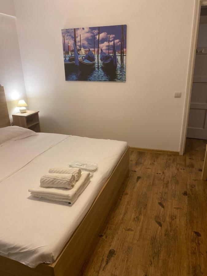 בוקרשט Ultracentral - Apartament Pe Calea Victoriei מראה חיצוני תמונה